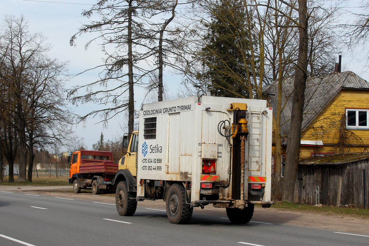 Литва, № LOL 855 — Mercedes-Benz Unimog (общ.м)