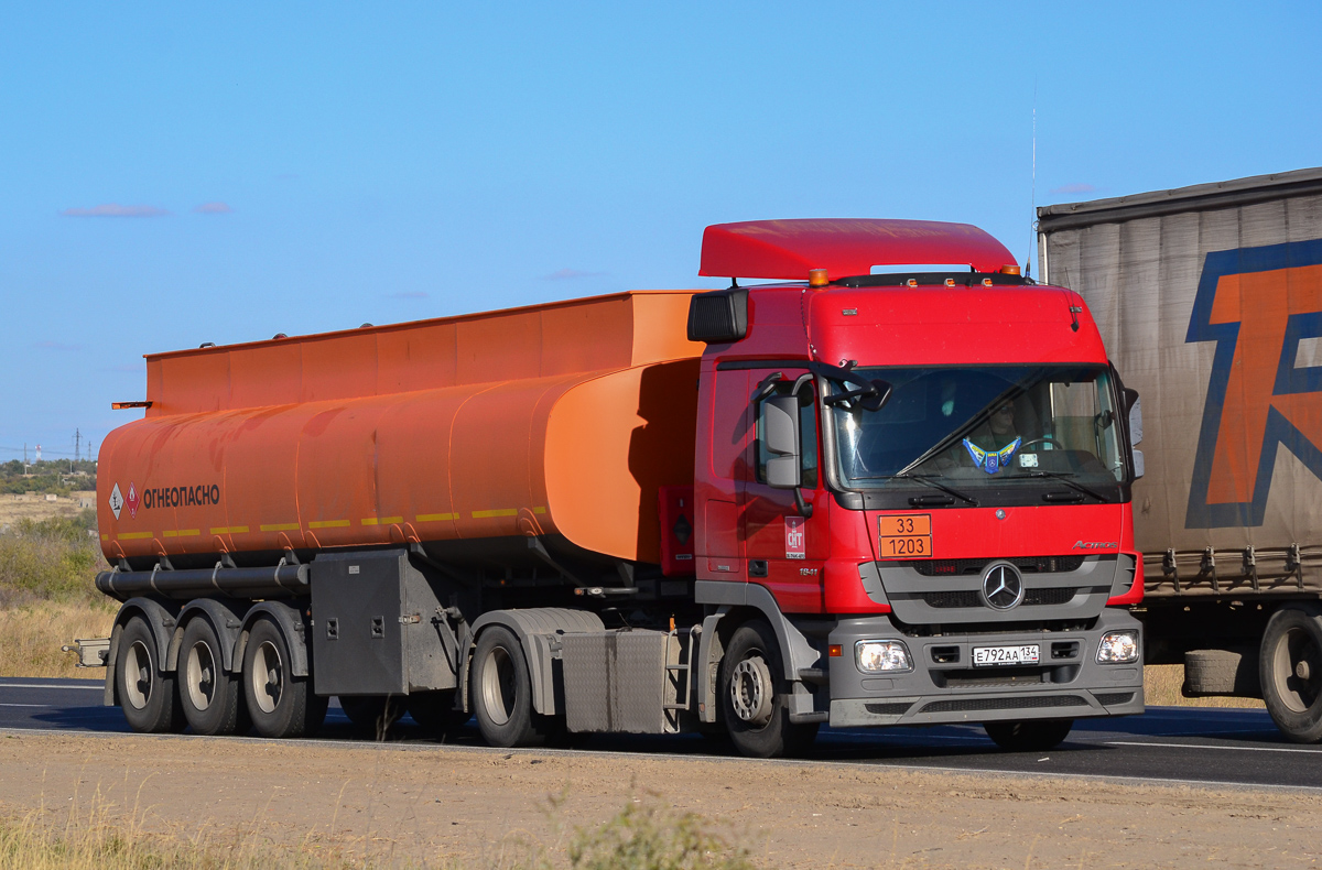 Волгоградская область, № Е 792 АА 134 — Mercedes-Benz Actros '09 1841 [Z9M]