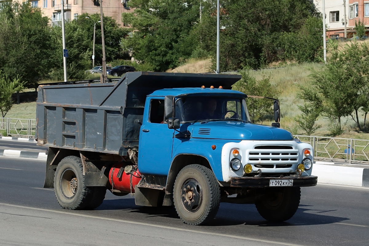 Волгоградская область, № Т 092 КУ 34 — ЗИЛ-495810