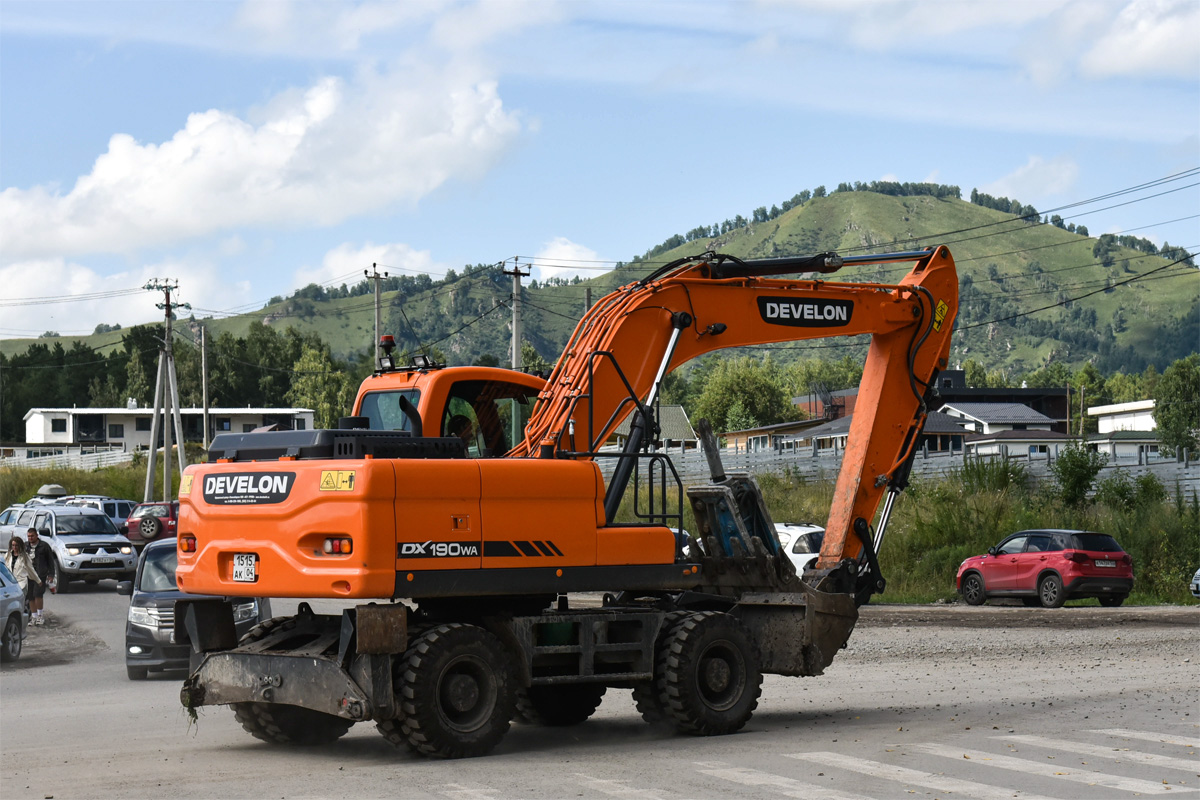 Алтай, № 1515 АК 04 — Doosan DX190W