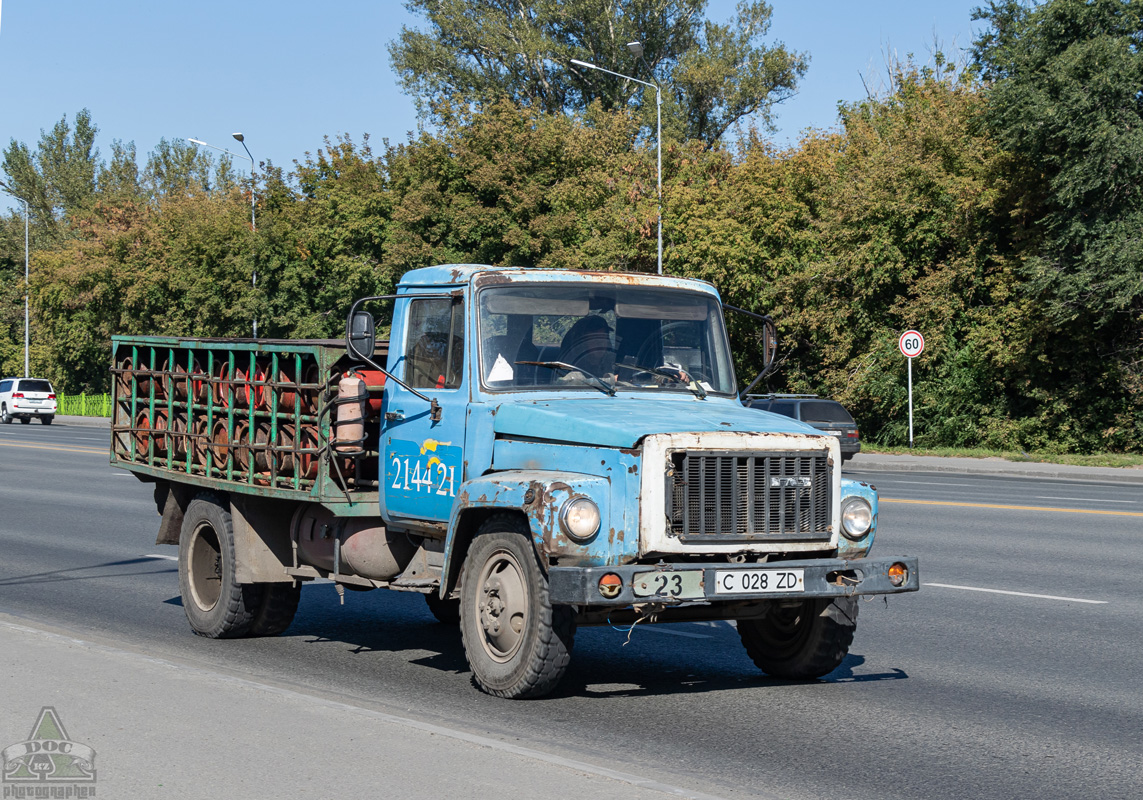 Акмолинская область, № C 028 ZD — ГАЗ-3307
