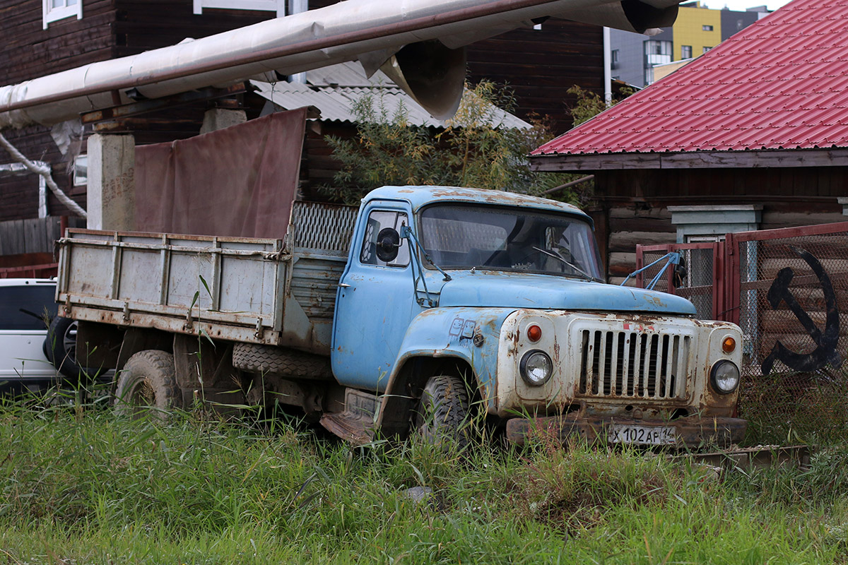 Саха (Якутия), № Х 102 АР 14 — ГАЗ-52-04