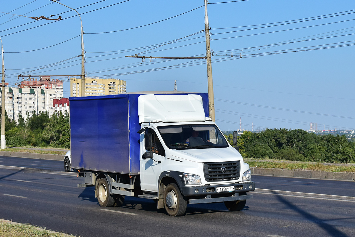 Волгоградская область, № Н 135 ЕХ 134 — ГАЗ-C41R13