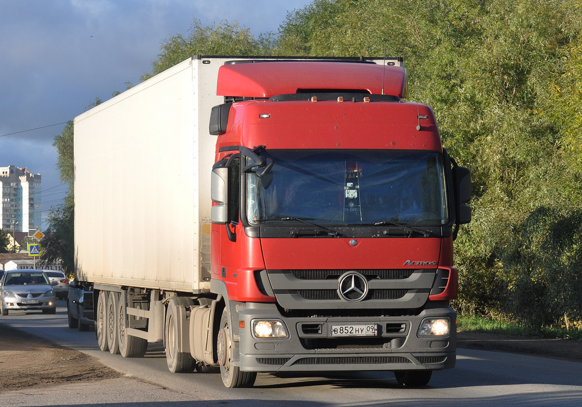 Карачаево-Черкесия, № В 852 НУ 09 — Mercedes-Benz Actros ('2009) 1841