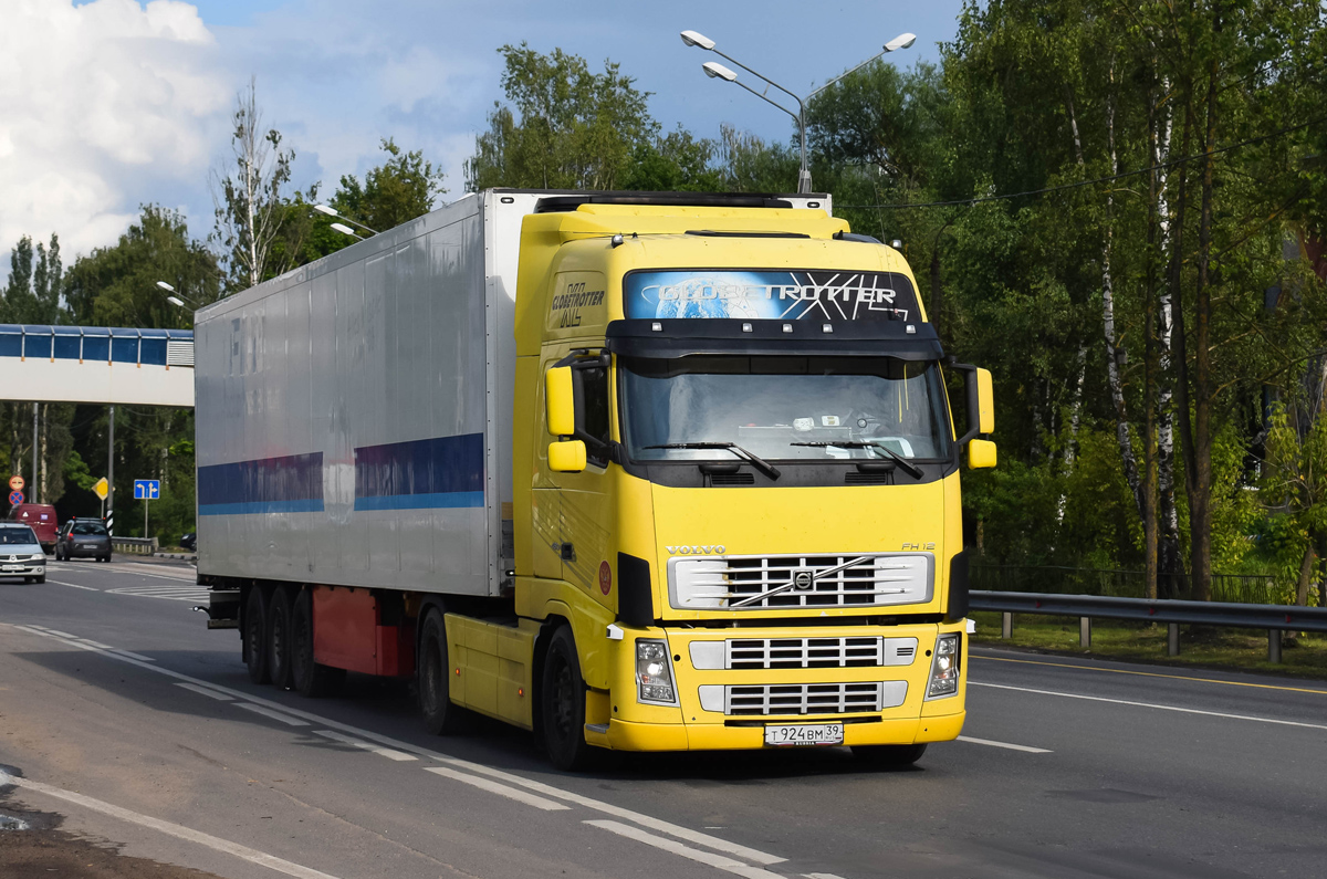 Калининградская область, № Т 924 ВМ 39 — Volvo ('1993) FH12.460
