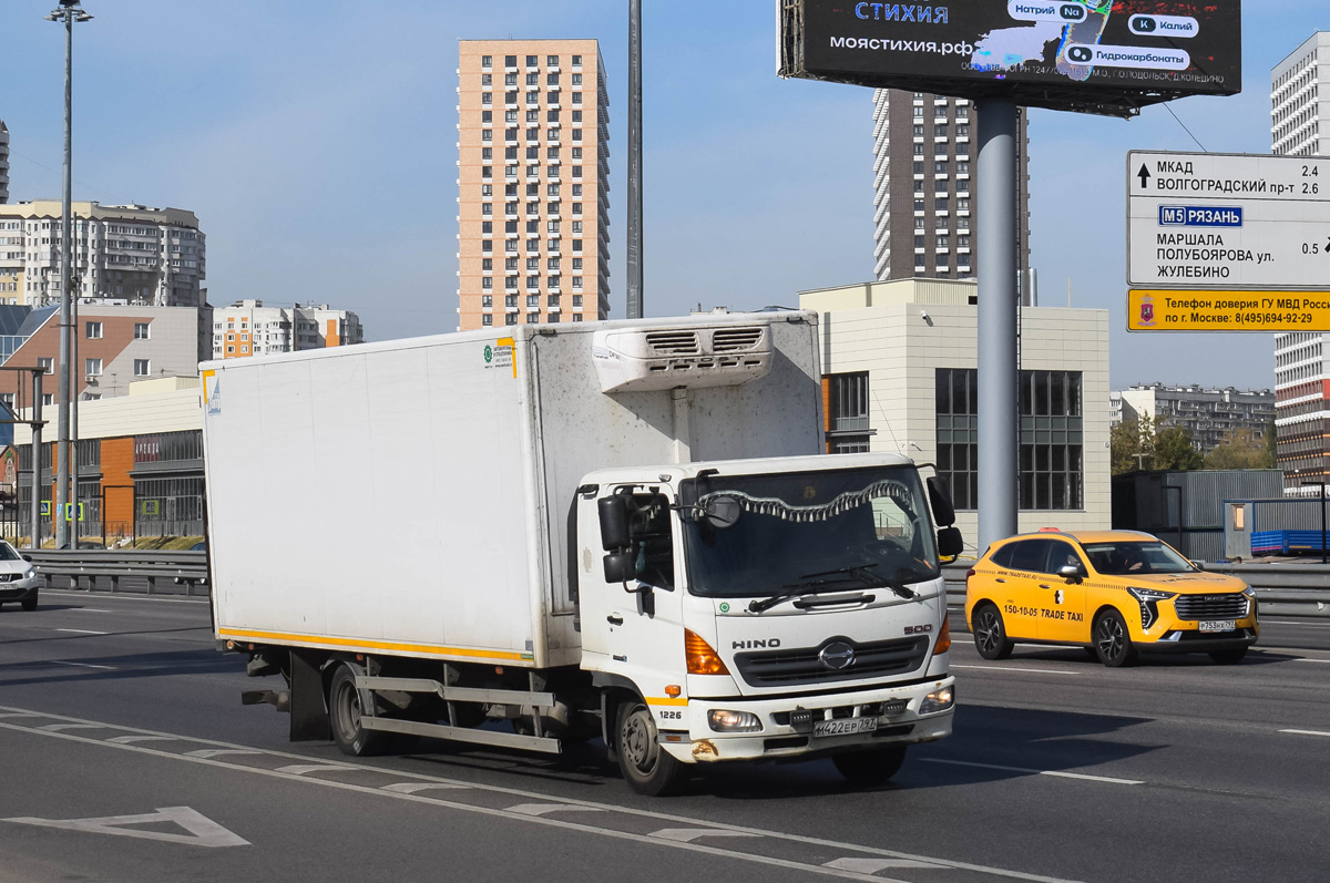 Москва, № М 422 ЕР 797 — Hino 500