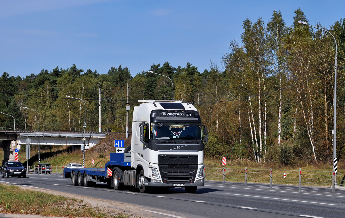 Ставропольский край, № Е 371 КТ 126 — Volvo ('2012) FH.460 [X9P]