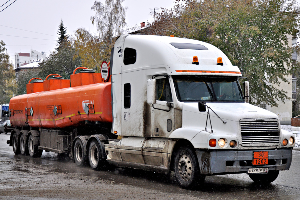 Новосибирская область, № В 938 СР 154 — Freightliner Century Class