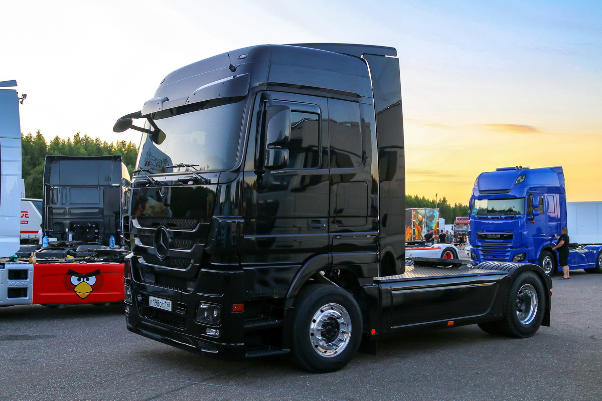 Санкт-Петербург, № Р 198 ОС 198 — Mercedes-Benz Actros '09 1844 [Z9M]; Московская область — Фестиваль TruckDay 2024 — июнь