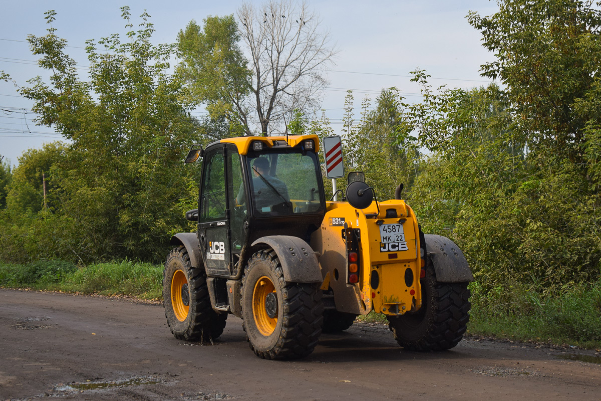 Алтайский край, № 4587 МК 22 — JCB 531-70