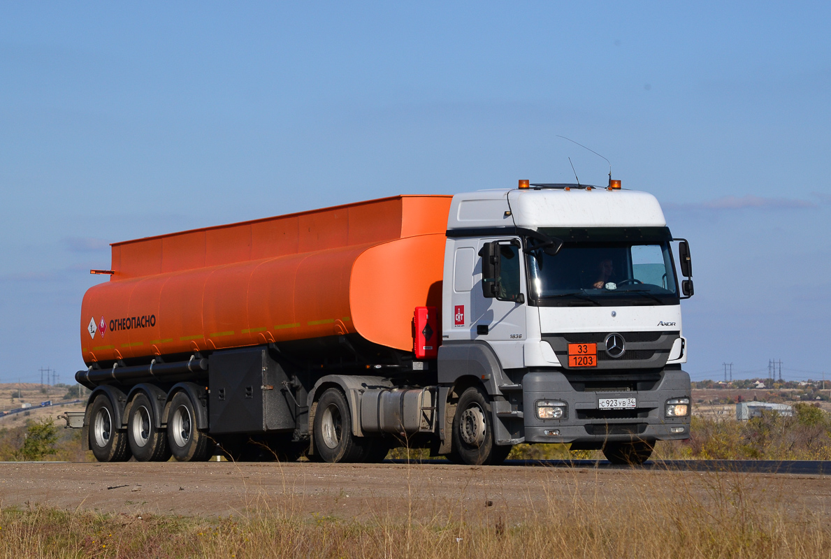 Волгоградская область, № С 923 УВ 34 — Mercedes-Benz Axor 1836