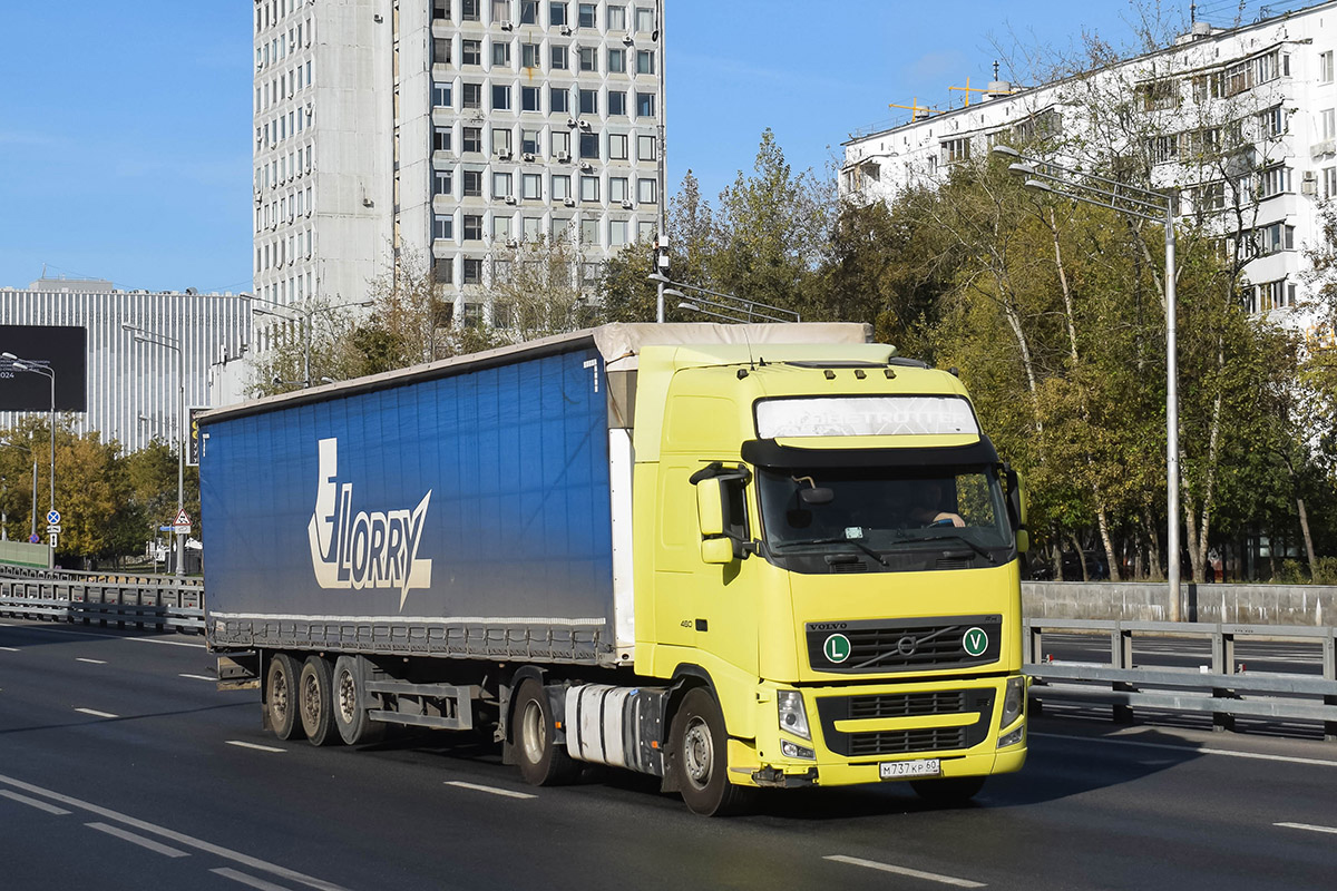 Псковская область, № М 737 КР 60 — Volvo ('2008) FH.460