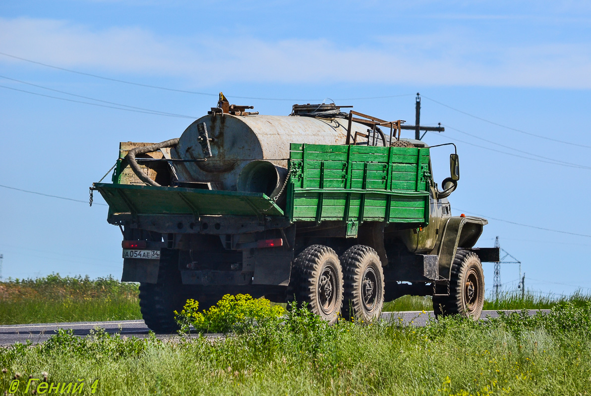 Волгоградская область, № А 054 АЕ 34 — Урал-43202