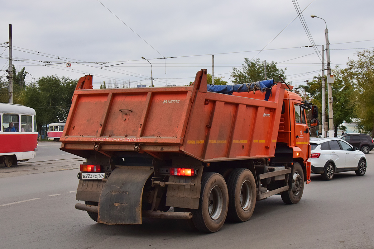 Волгоградская область, № В 223 ХС 134 — КамАЗ-65115-42