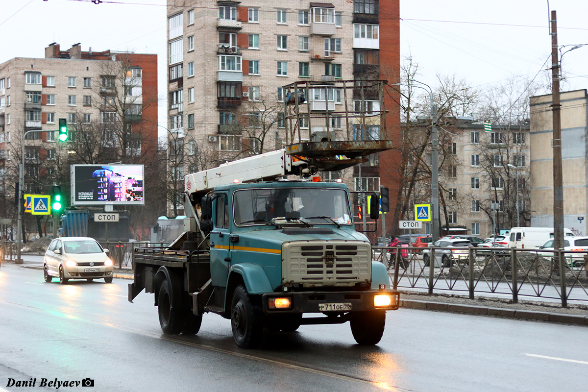 Санкт-Петербург, № Р 711 ОЕ 98 — ЗИЛ-433362