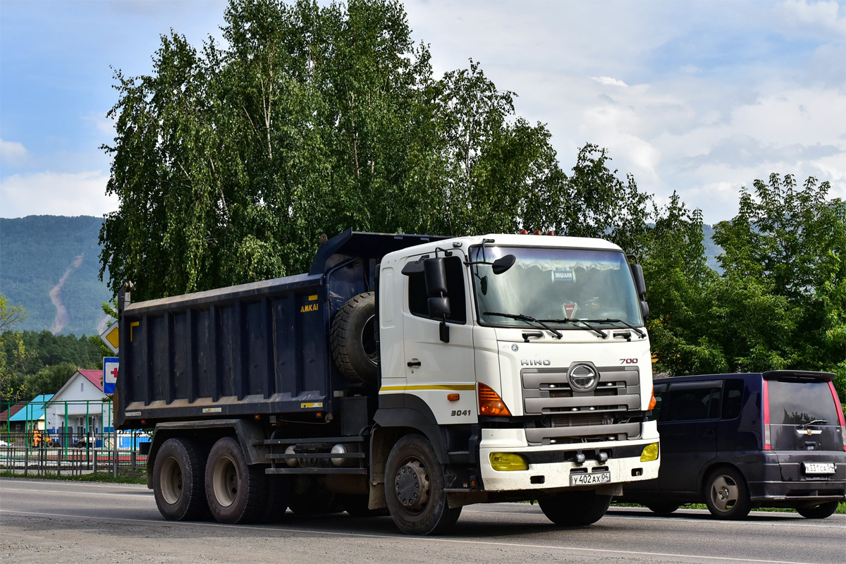 Алтай, № У 402 АХ 04 — Hino 700