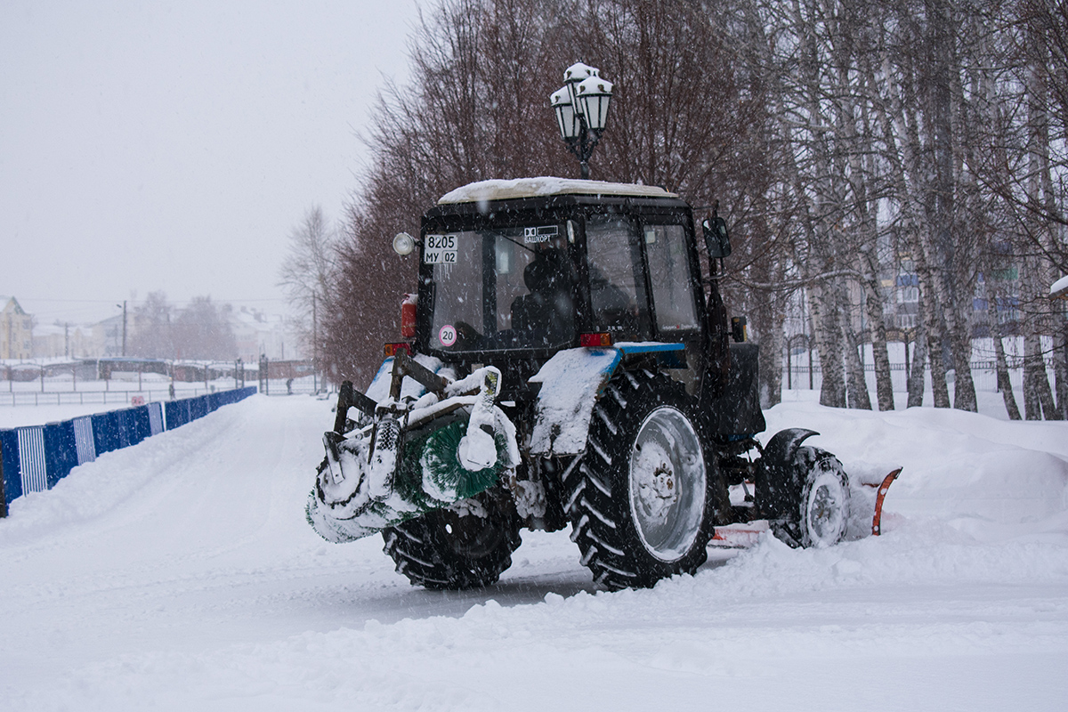 Башкортостан, № 8205 МУ 02 — Беларус-82.1