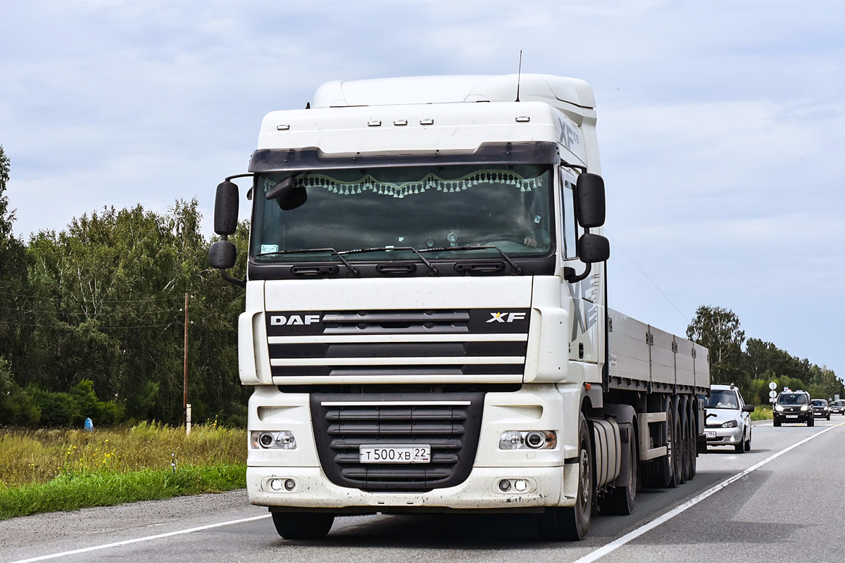 Алтайский край, № Т 500 ХВ 22 — DAF XF105 FT