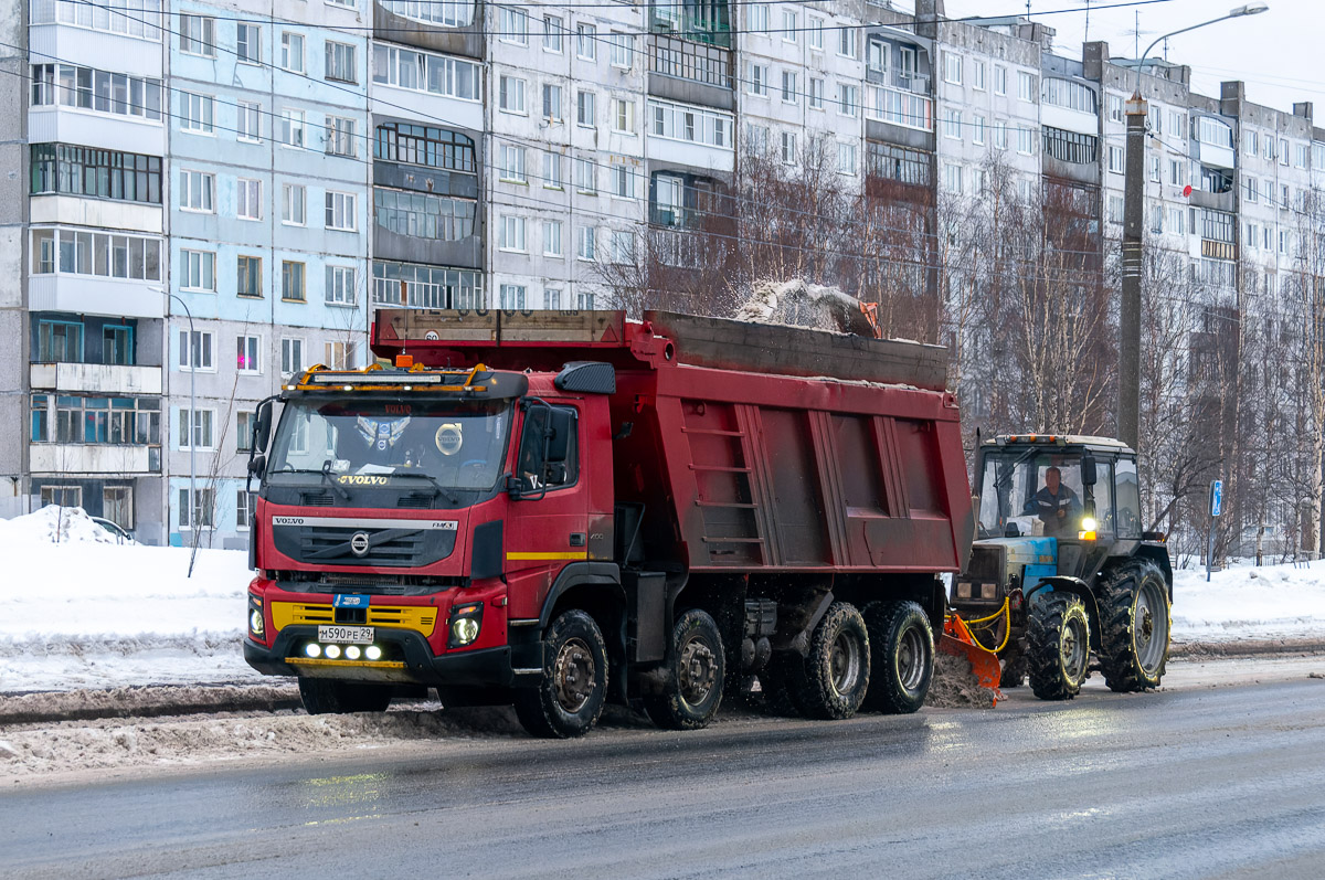 Архангельская область, № М 590 РЕ 29 — Volvo ('2010) FMX.400 [X9P]