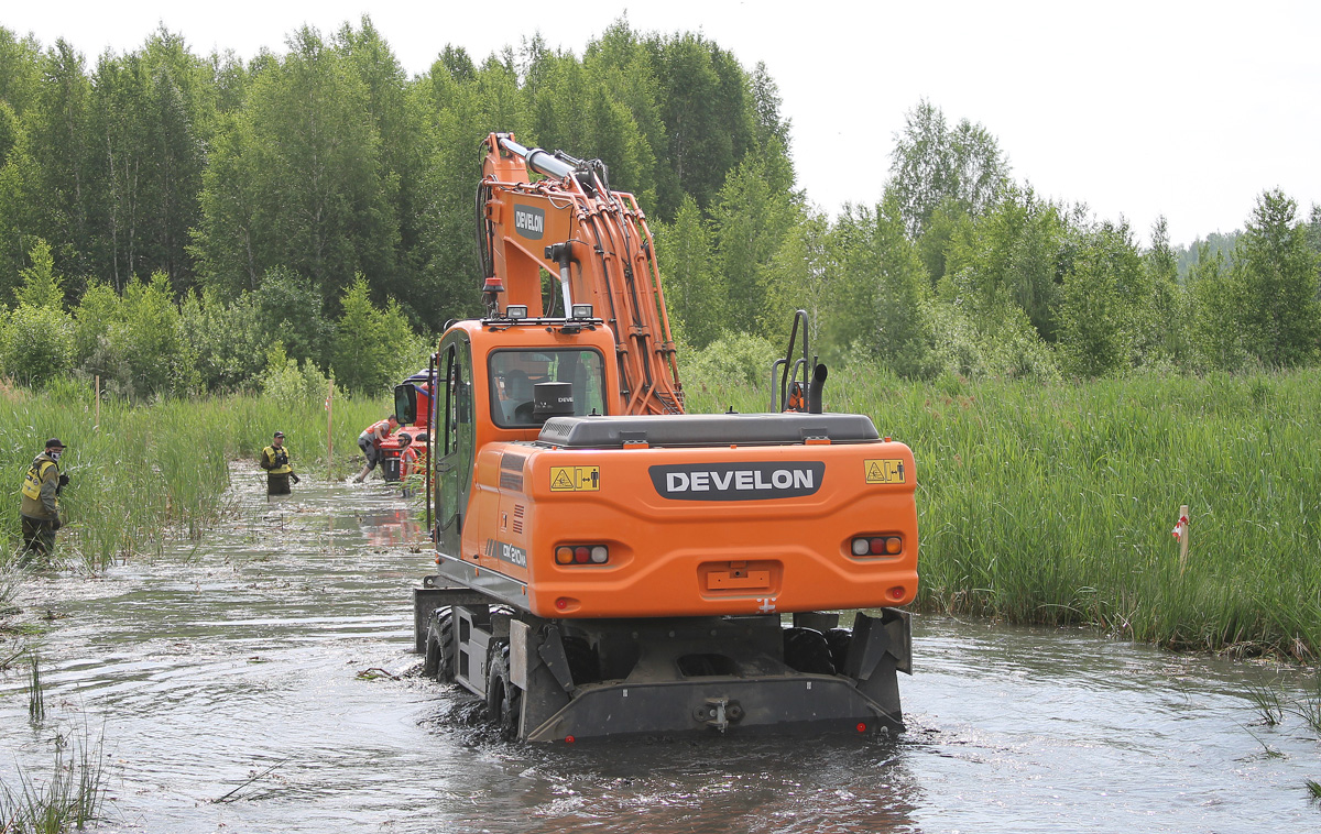 Челябинская область, № 475* ХХ 74 — Doosan DX210W; Челябинская область — Спецтехника с нечитаемыми (неизвестными) номерами; Челябинская область — Грузовой триал "Уральский рубеж 2024"