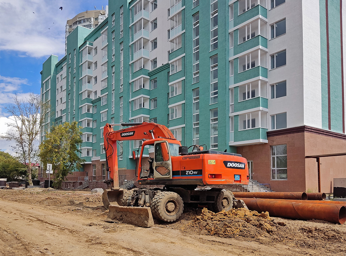 Астана, № AAE 550 Z — Doosan DX210W