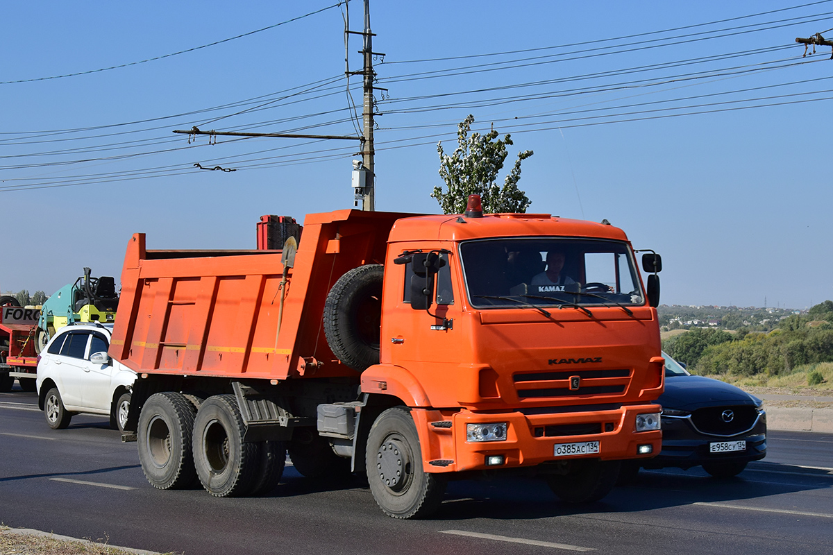 Волгоградская область, № О 385 АС 134 — КамАЗ-65115 (общая модель)