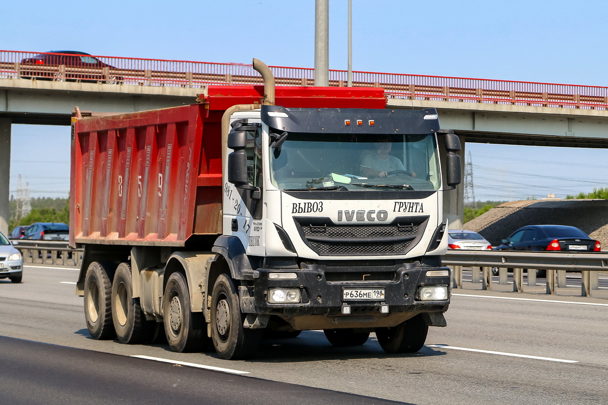 Санкт-Петербург, № Р 636 МЕ 198 — IVECO Trakker ('2013)