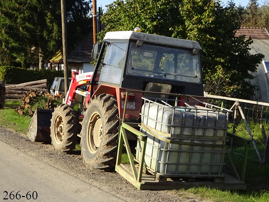 Венгрия, № YGB-014 — Zetor 6245; Венгрия — Трактора с навесным оборудованием для транспортировки ящиков