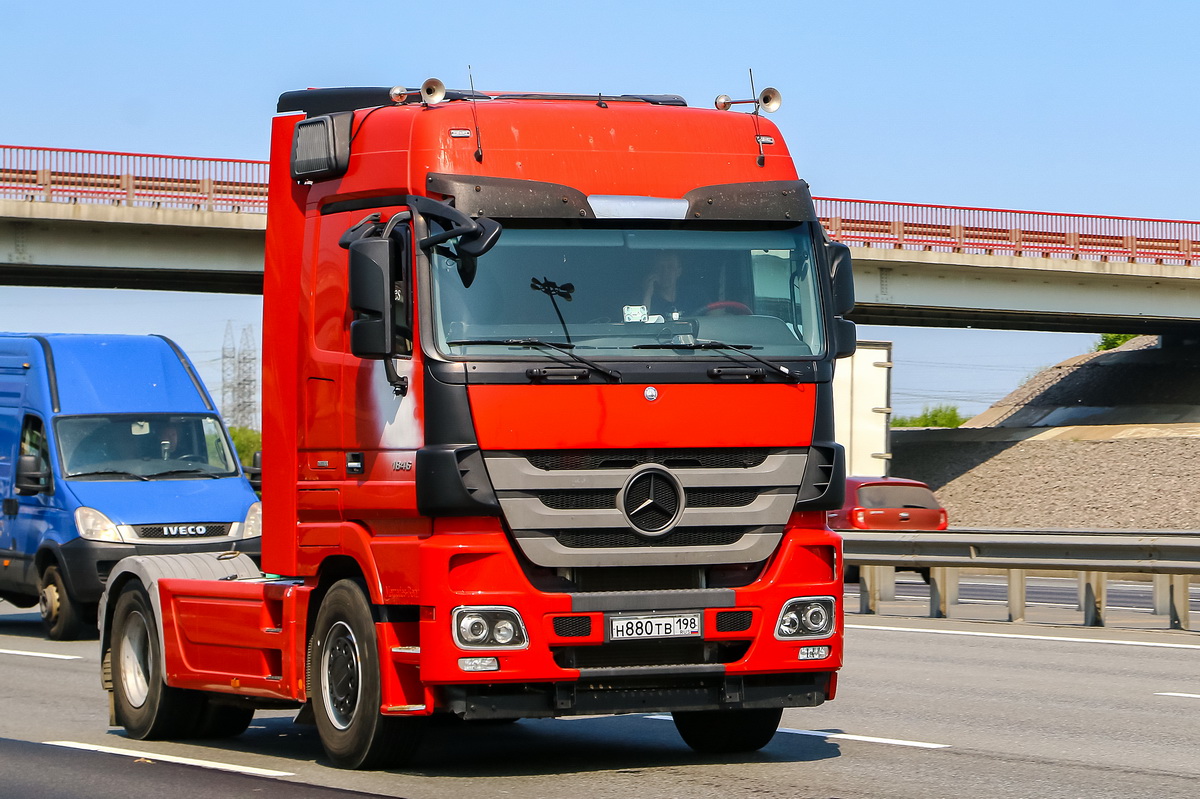 Санкт-Петербург, № Н 880 ТВ 198 — Mercedes-Benz Actros ('2009) 1846