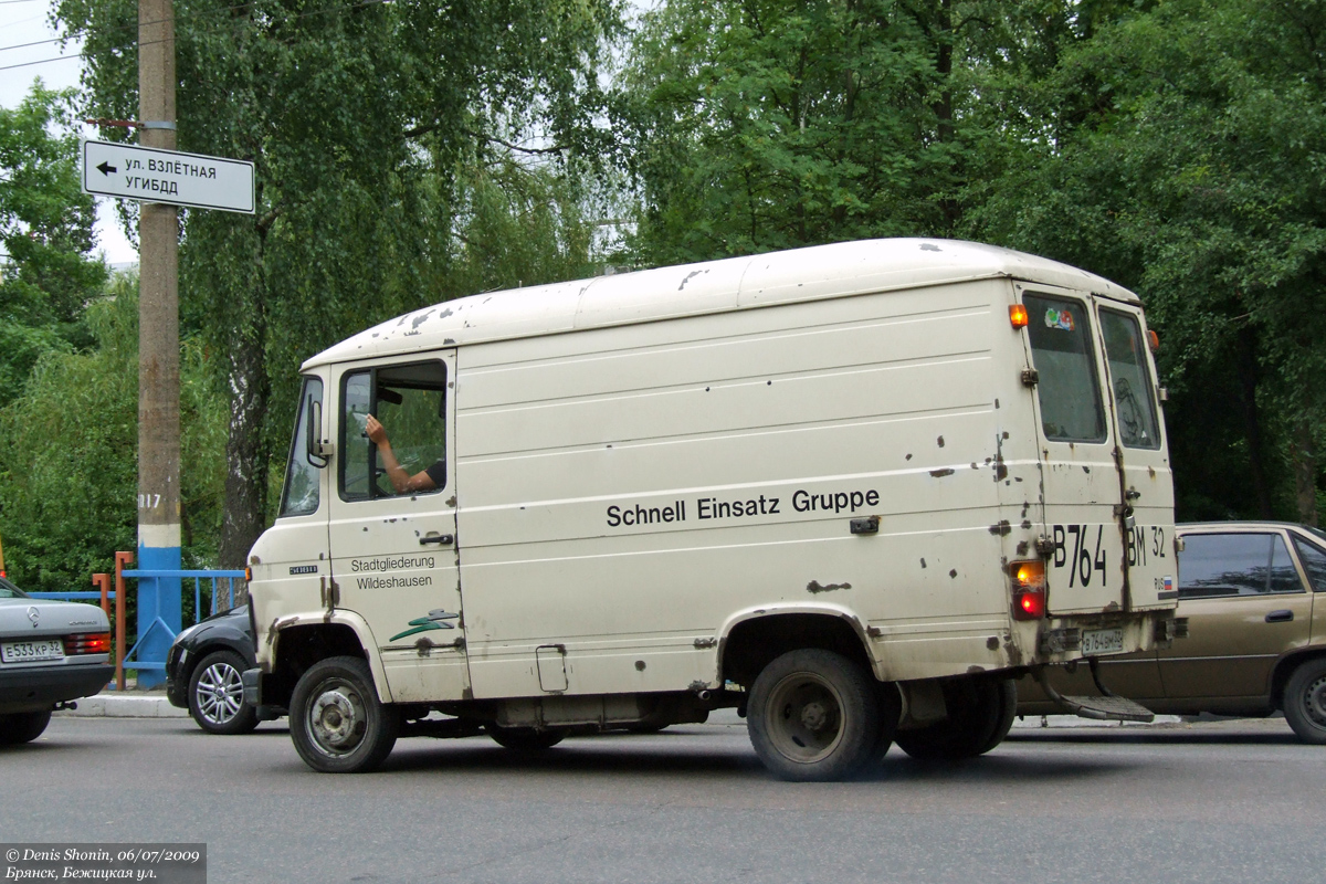 Брянская область, № В 764 ВМ 32 — Mercedes-Benz T2 ('1967)