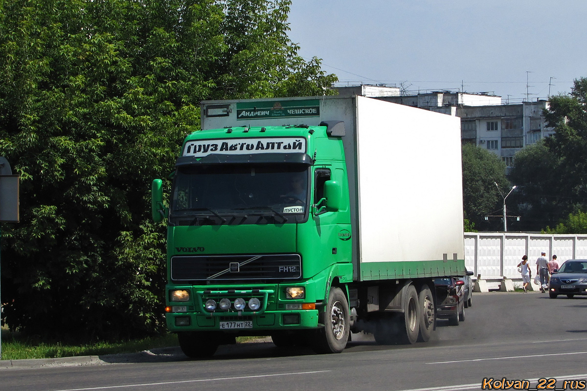 Алтайский край, № Е 177 НТ 22 — Volvo ('1993) FH12.460