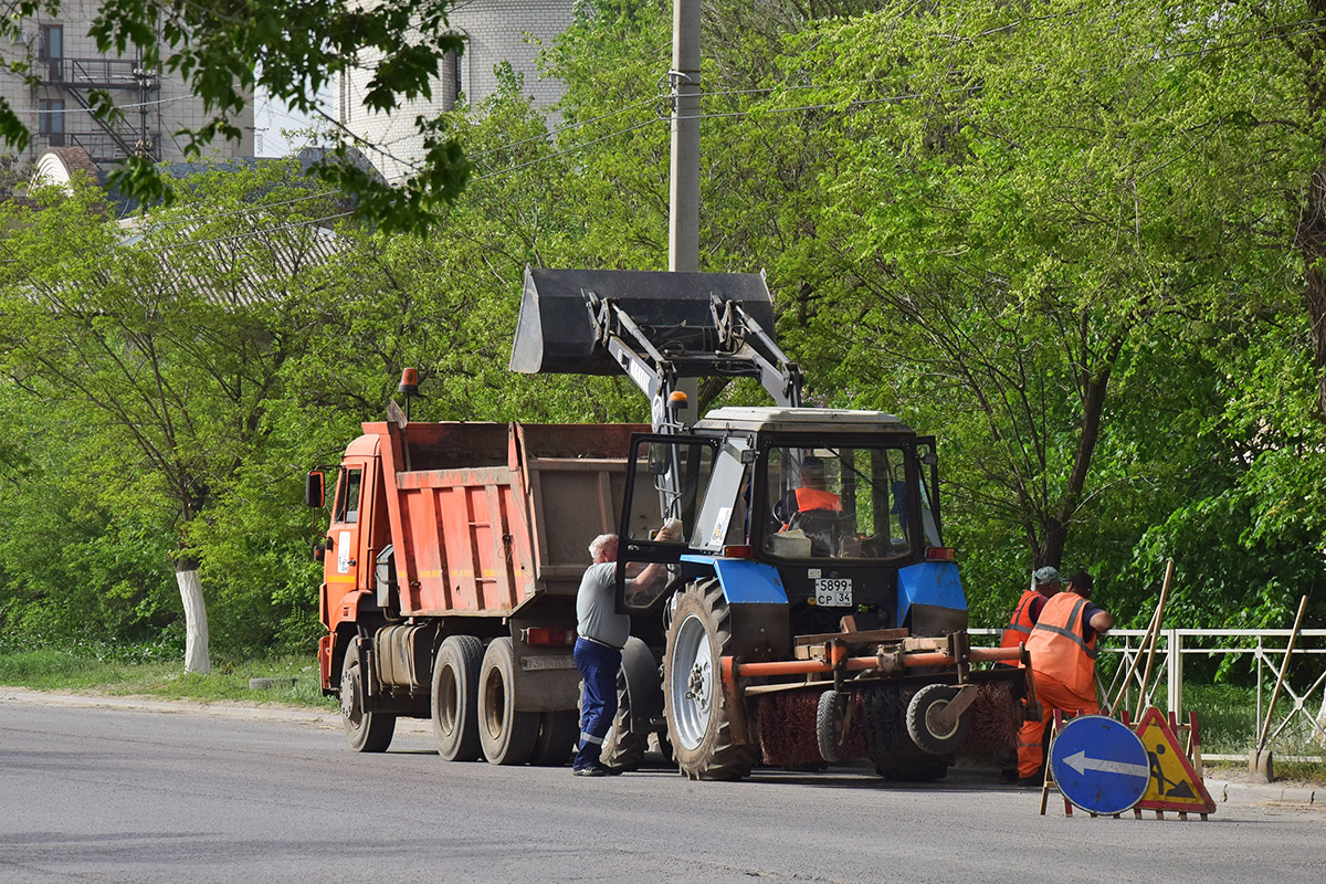 Волгоградская область, № 5899 СР 34 — Беларус-82.1