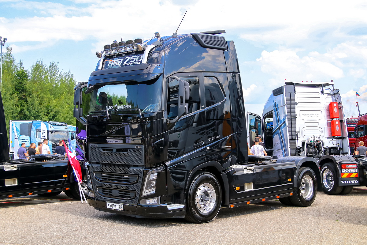 Дагестан, № Р 909 ЕР 05 — Volvo ('2012) FH.460 [X9P]; Московская область — Фестиваль TruckDay 2024 — июнь