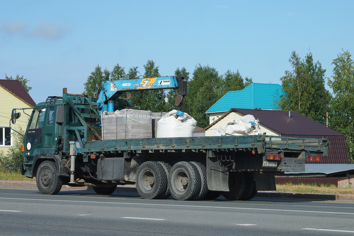 Ханты-Мансийский автоном.округ, № Е 512 ТО 186 — Isuzu V305