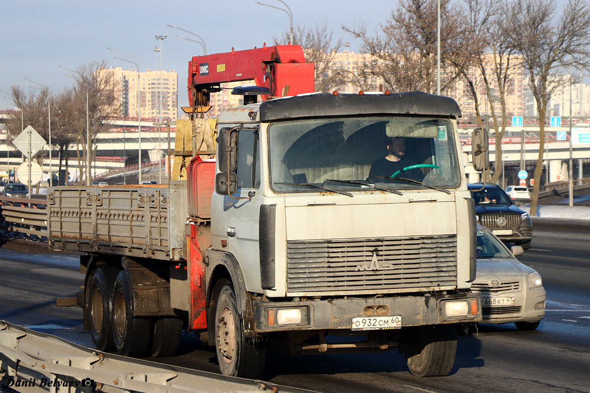 Псковская область, № О 932 СМ 60 — МАЗ-6303 [630300]