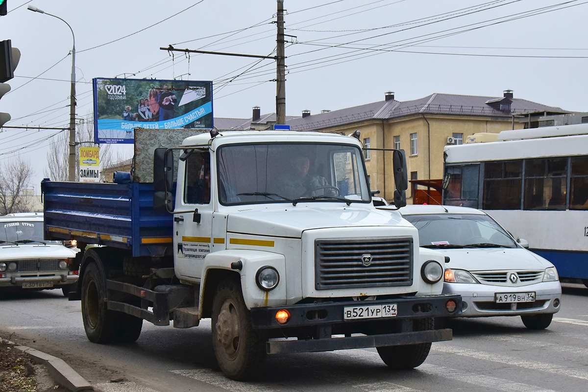 Волгоградская область, № В 521 УР 134 — ГАЗ-3309