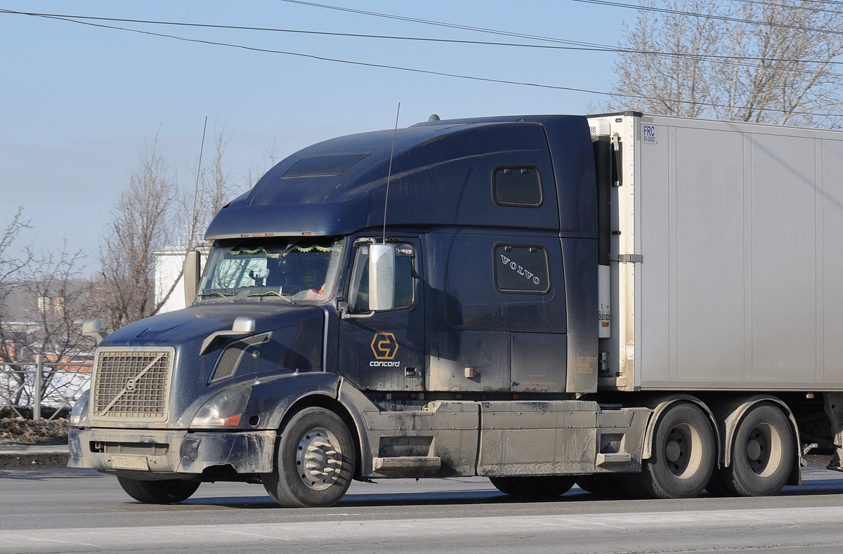 Челябинская область, № О 773 НУ 174 — Volvo VNL780