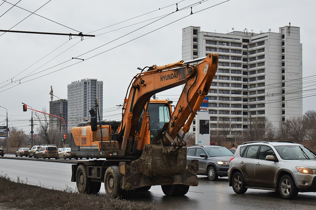 Волгоградская область, № 3836 СН 34 — Hyundai R180W