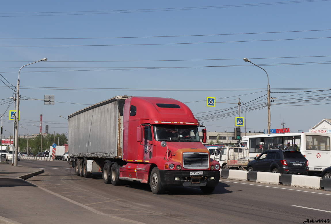 Пермский край, № Н 241 ВХ 159 — Freightliner Century Class