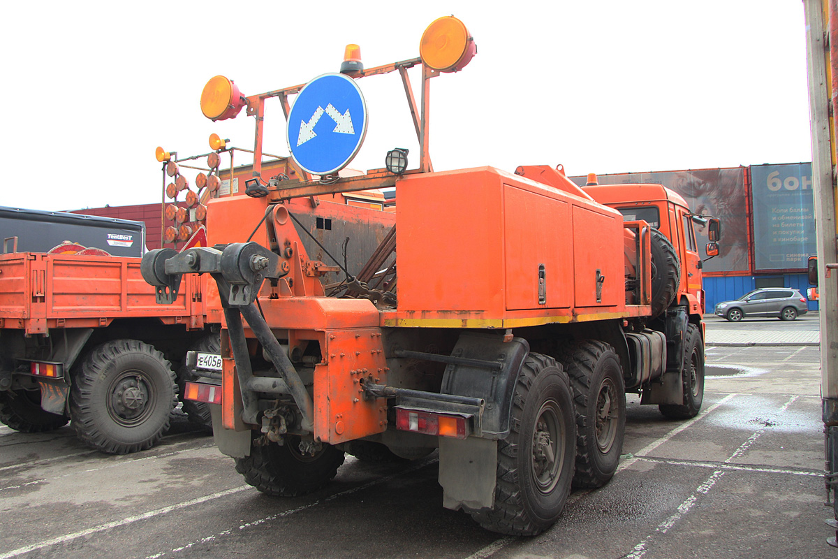 Москва, № Е 405 ВК 799 — КамАЗ-43118-46