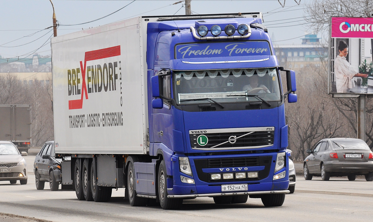 Курганская область, № В 152 НА 45 — Volvo ('2008) FH.500