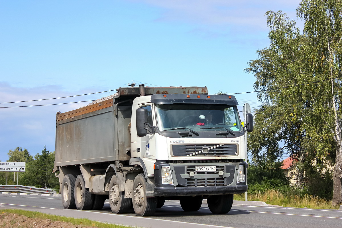 Москва, № У 991 АХ 177 — Volvo ('2002) FM12.420