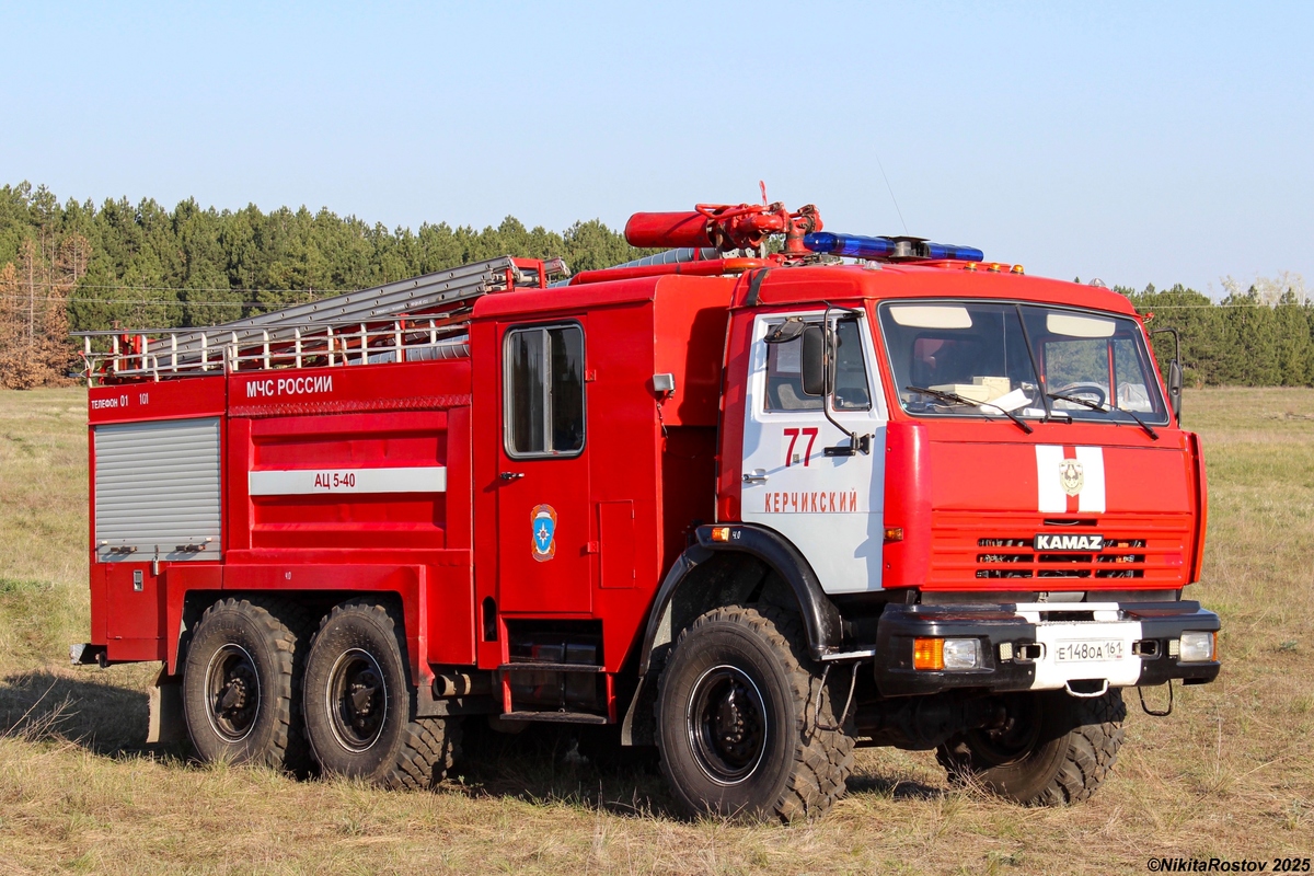 Ростовская область, № Е 148 ОА 161 — КамАЗ-43114-15 [43114R]