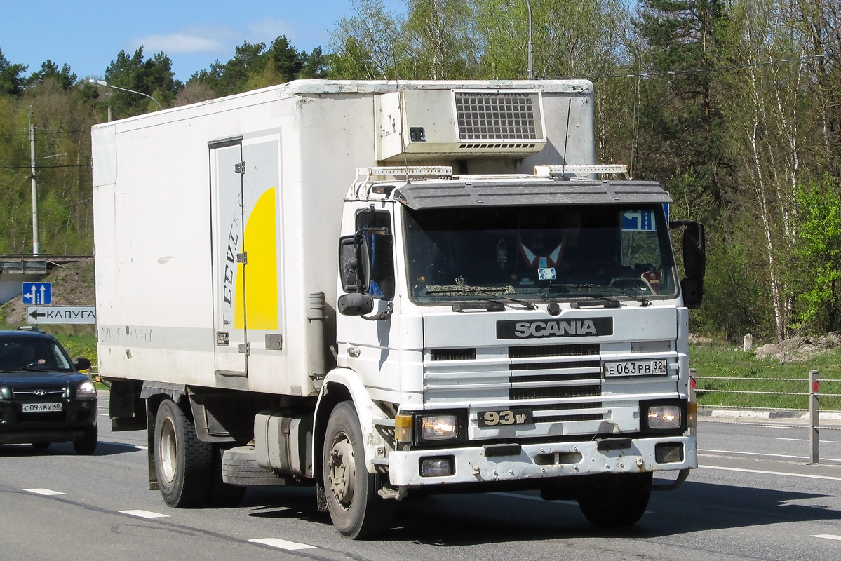Брянская область, № Е 063 РВ 32 — Scania (II) P93M Брянская область, № Е 063 РВ 32 — Scania (II) P93M
