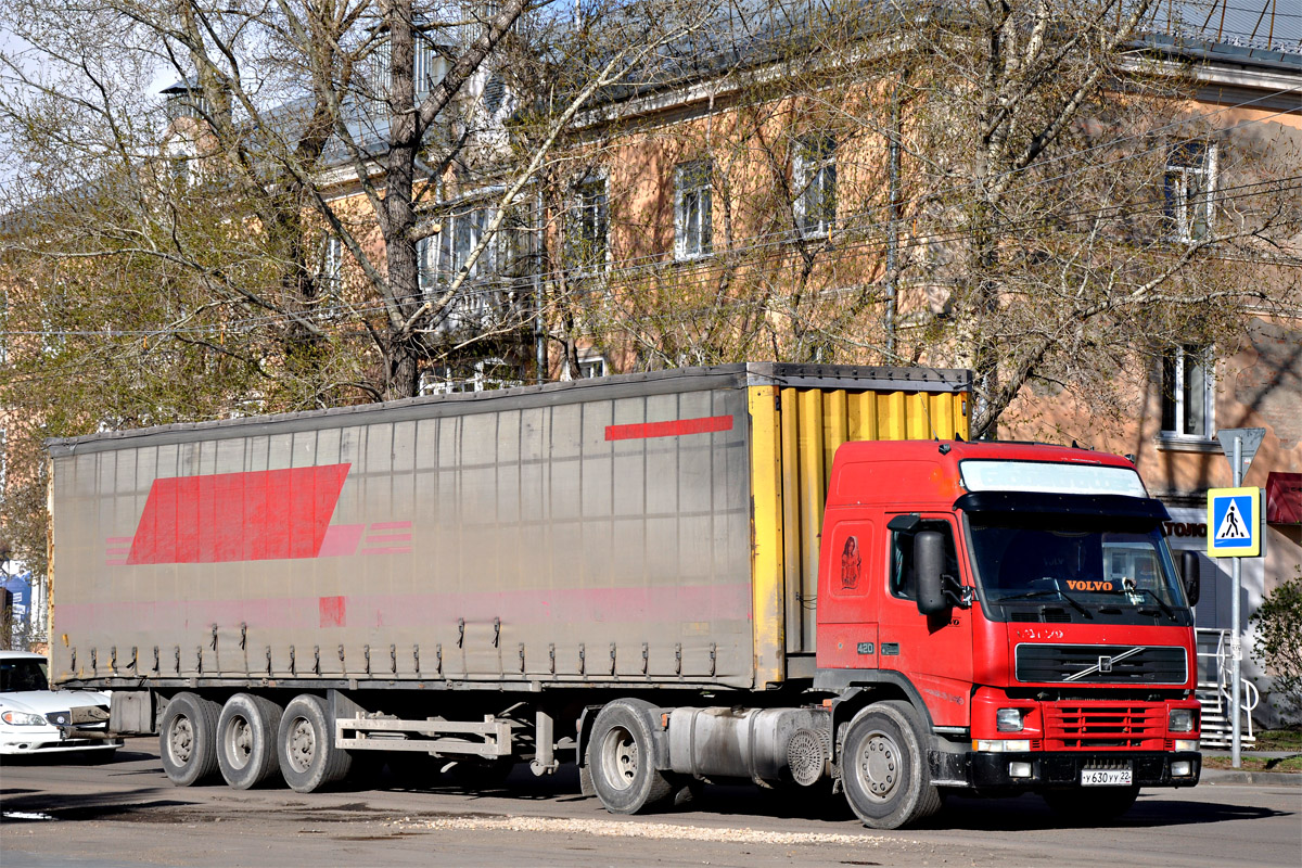 Алтайский край, № У 630 УУ 22 — Volvo ('1998) FM12.420
