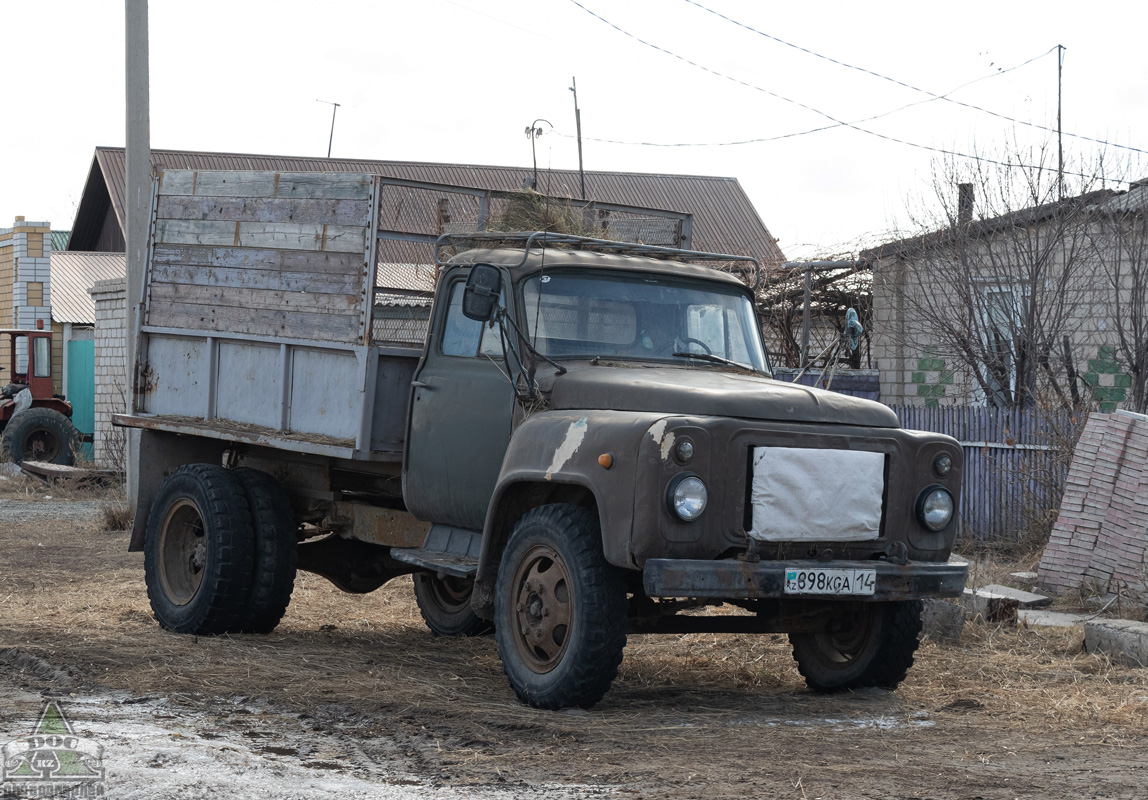 Павлодарская область, № 898 KGA 14 — ГАЗ-52-02