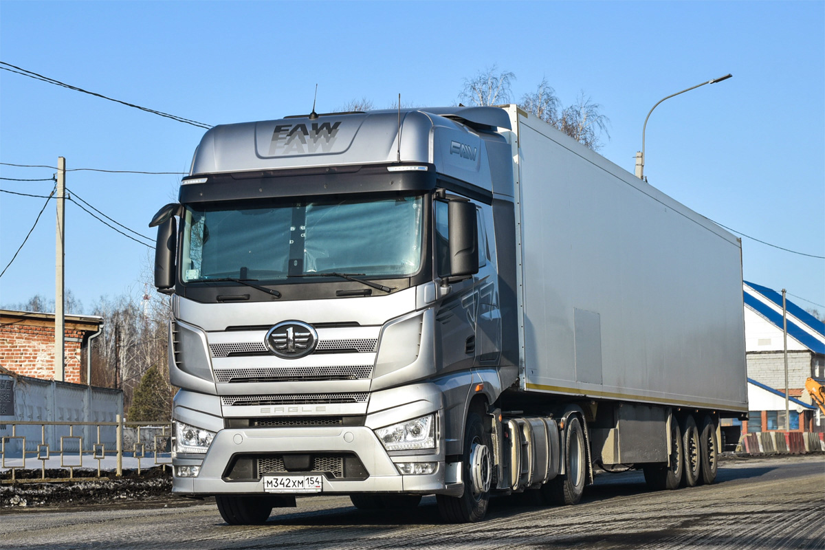 Новосибирская область, № М 342 ХМ 154 — FAW J7 Eagle CA4180 Новосибирская область, № М 342 ХМ 154 — FAW J7 Eagle CA4180