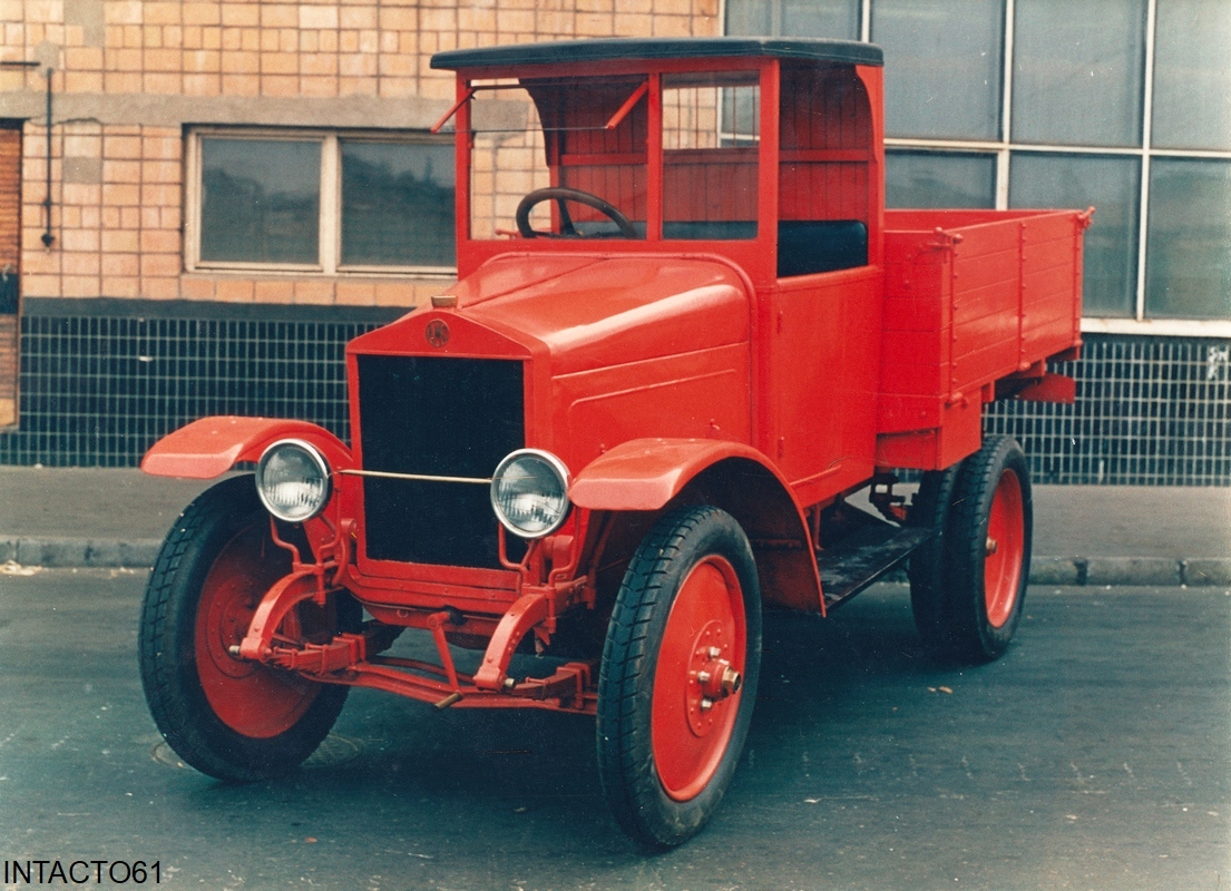 Москва, № 135 — АМО-Ф15; Москва — Автомобили без номеров; Москва — Выставки Москва, № 135 — АМО-Ф15; Москва — Автомобили без номеров; Москва — Выставки