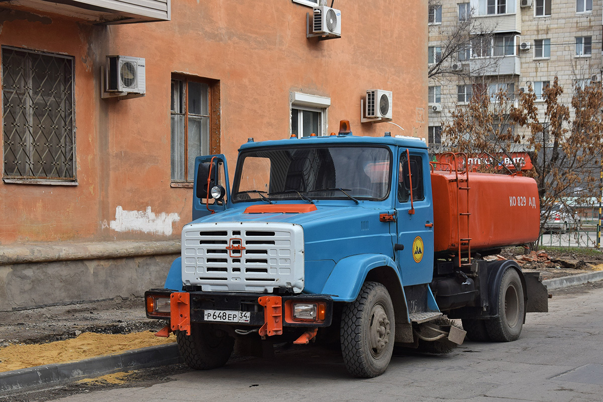 Волгоградская область, № Р 648 ЕР 34 — ЗИЛ-432932