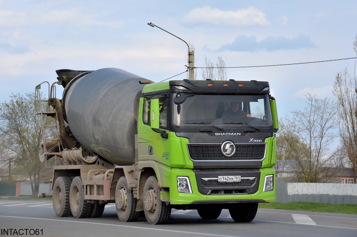Ростовская область, № О 142 НК 761 — Shaanxi Shacman X3000 SX5318